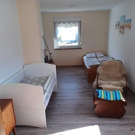 Reihenhaus In Rhoen Nahe Wasserkuppe, Cleaning Included Casa vacanze Kaltennordheim